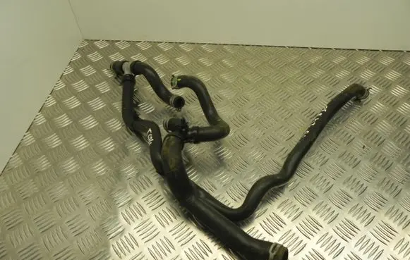 Renault Twingo III Engine coolant pipe/hose 215016357R