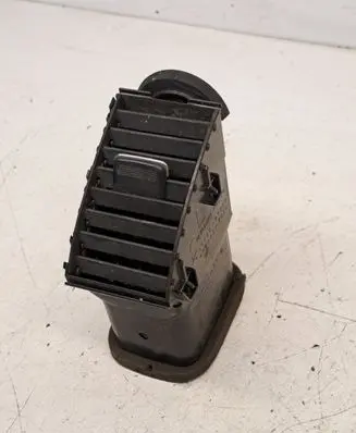 Toyota Prius (XW20) Dash center air vent grill 5506247010 4556417010
