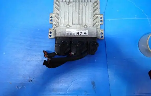 Nissan Qashqai Engine control unit/module 23710BB31A 237103610R S180067175A