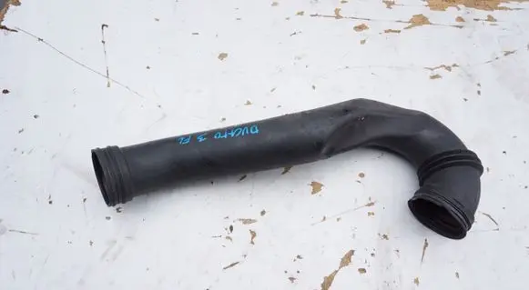 Intake resonator