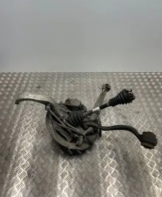 Front wheel hub