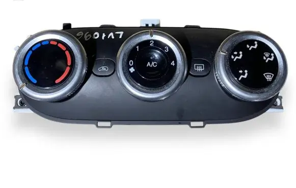 Fiat 500L Climate control unit 735579747 A83028400