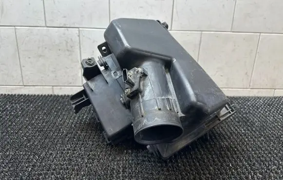 Infiniti QX60 L50 Air filter box 3JA00