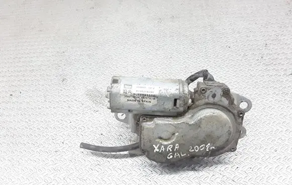 Citroen Xsara Rear window wiper motor 9636218280