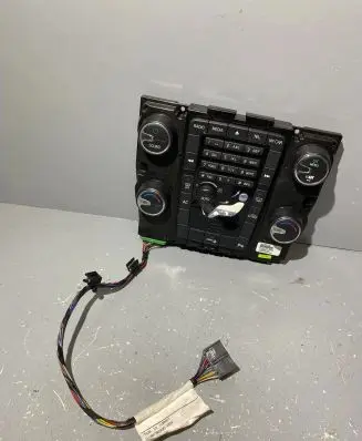 Volvo XC60 Climate control unit 30795272 M4281200098 SN2000304337
