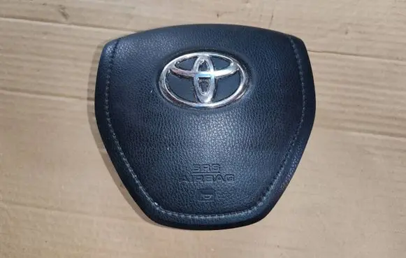 Toyota RAV 4 (XA40) Steering wheel airbag 0A0024812ANR