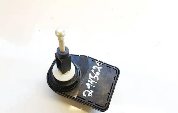 Mercedes-Benz E W210 Headlight level adjustment motor 00745700