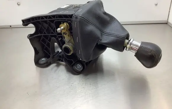 Ford S-MAX Gear shifter/selector 4724011200