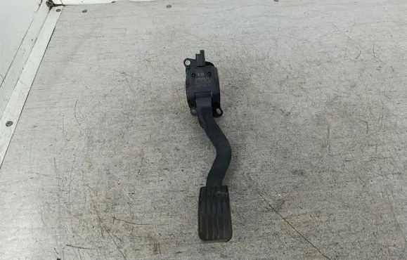 Citroen C4 II Accelerator throttle pedal