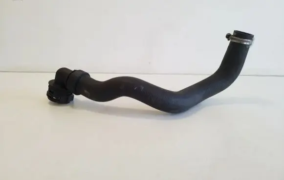 Opel Vivaro Engine coolant pipe/hose