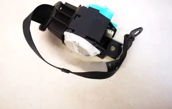 Middle seatbelt (rear)