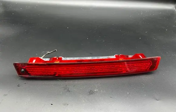 Ford Mondeo MK IV Third/center stoplight 7S7113A601BD 5XV5XV