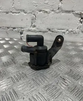 BMW 5 F10 F11 Electric auxiliary coolant/water pump 9230235