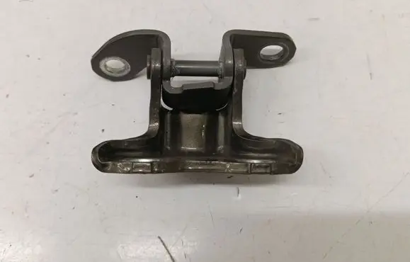 Toyota Yaris XP210 Rear door upper hinge 