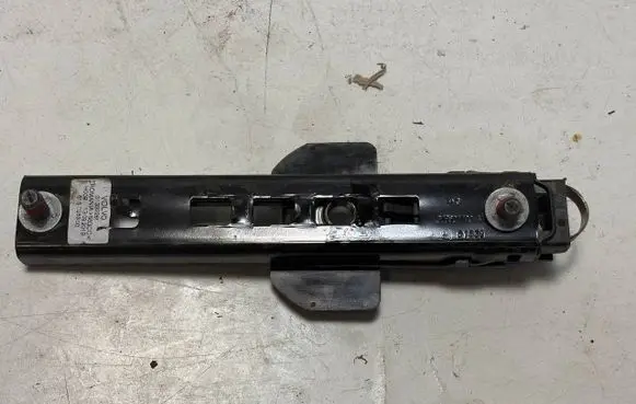 Volvo XC90 Seat belt adjustment motor 31332261
