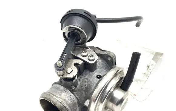 Volkswagen Golf IV Engine shut-off valve EV046