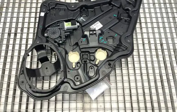 Jeep Compass Rear door window regulator with motor 