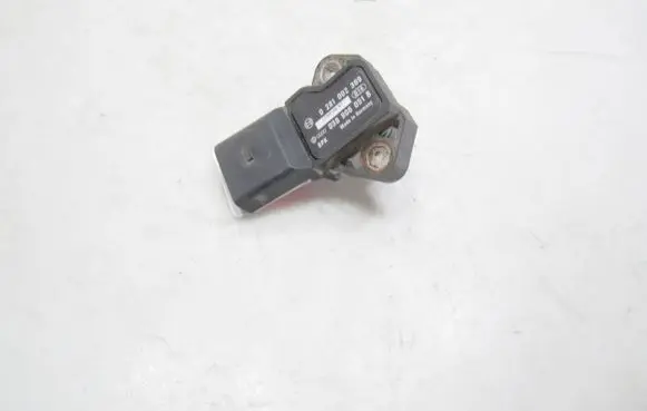 Audi A6 S6 C6 4F Air pressure sensor 038906051B 0281002399