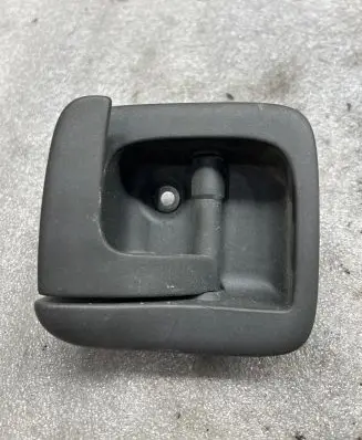 Volvo V70 Engine bonnet (hood) release handle 30799974