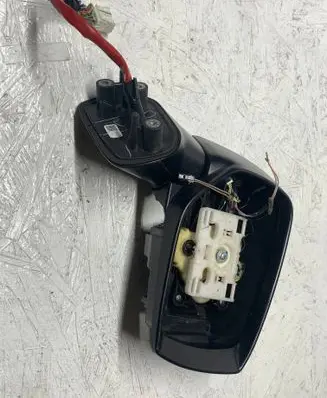 Subaru Outback Front door electric wing mirror 91036AL11B