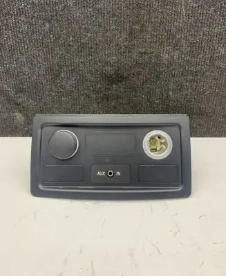 BMW 5 E60 E61 AUX in-socket connector 61316986791
