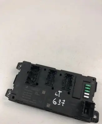 BMW 2 F22 F23 Fuse box set 6819333