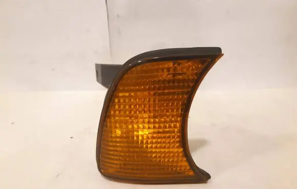 BMW 5 E34 Front indicator light 155244 1384034
