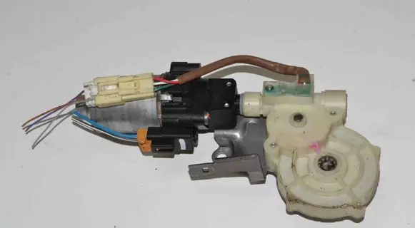Lexus LS 460 - 600H Seat adjustment motor 8582030750