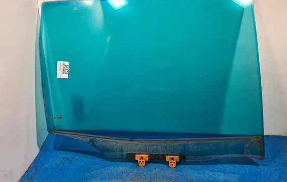 Nissan Terrano Rear door window glass