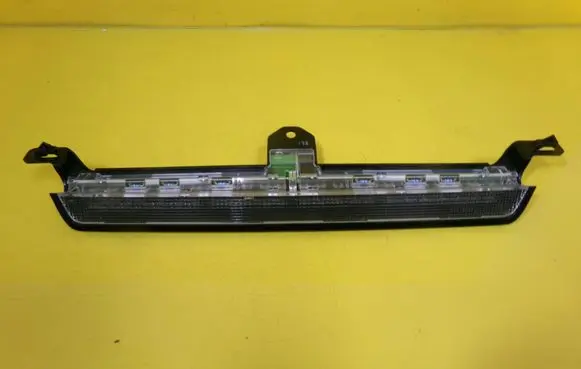Volvo V70 Third/center stoplight 9154505