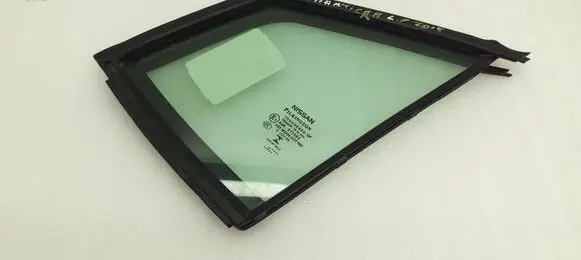 Nissan Micra K14 Front door vent window glass four-door 802C35FA0A 43R011583