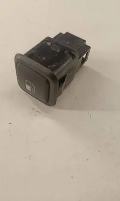 Volkswagen Golf IV Fuel tank opening switch 3B0959833A