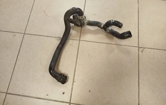 Mercedes-Benz R W251 Air intake hose/pipe A2515016182
