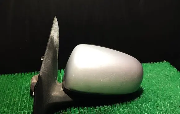 Front door electric wing mirror