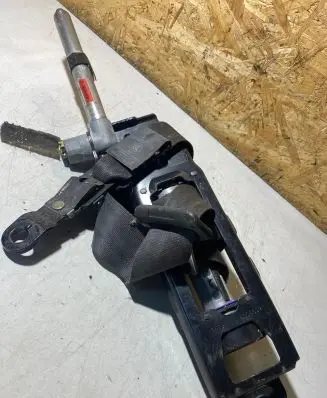 Volvo V50 Front seatbelt 6008892 0539