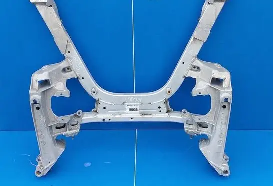 BMW 7 E65 E66 Front axle beam 