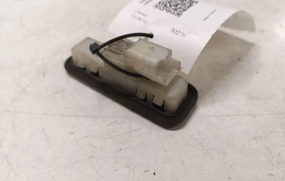 Citroen C5 Tailgate opening switch