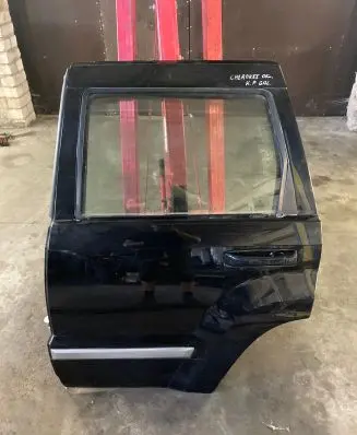 Jeep Grand Cherokee (WK) Rear door