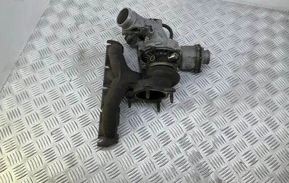 Audi A5 8T 8F Turbo 06H145702S 06H145710D 06F906283F