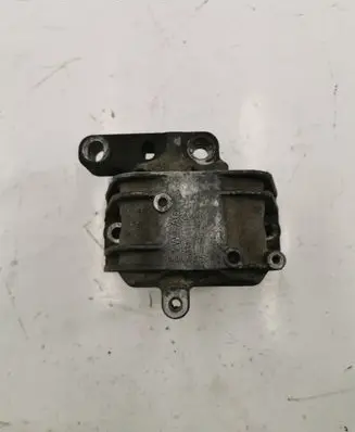Volkswagen Golf V Engine mount bracket 1K0199262
