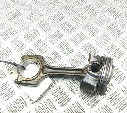 BMW 1 F20 F21 Piston 7621253 7601181