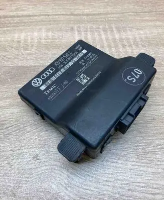 Volkswagen PASSAT B6 Gateway control module 3C0907530C 3C0907951A Used