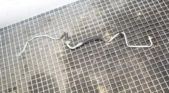 Jaguar XF X250 Air conditioning (A/C) pipe/hose