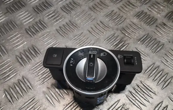 Mercedes-Benz GLK (X204) Light switch 2049053103 A2049053103