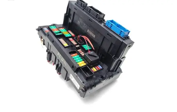 BMW 5 F10 F11 Fuse module 9252815 3-1703344-2 9252815-03