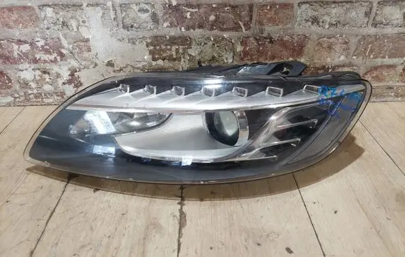 Audi Q7 4L Headlight/headlamp