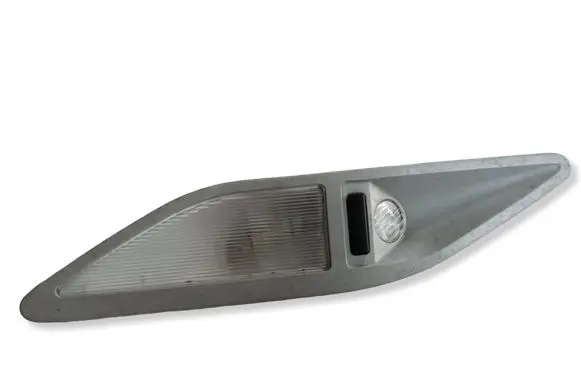 BMW 5 E39 Rear seat light 8363611