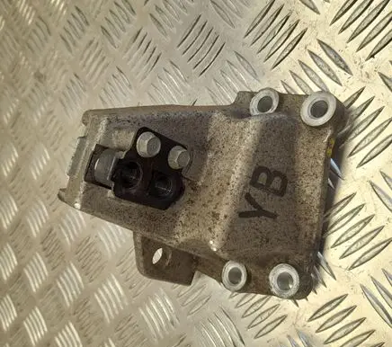 KIA Rio EGR valve cooler bracket 02640