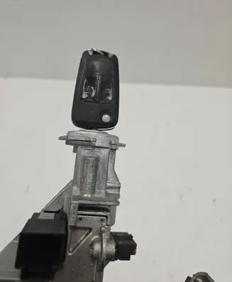 Opel Corsa D Ignition lock 56155D 254070879