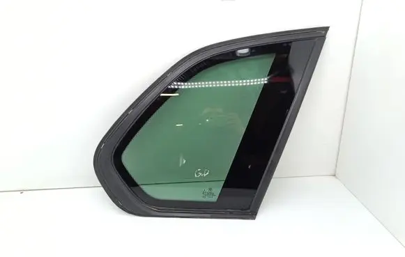 BMW X5 E70 Rear side window 7207884